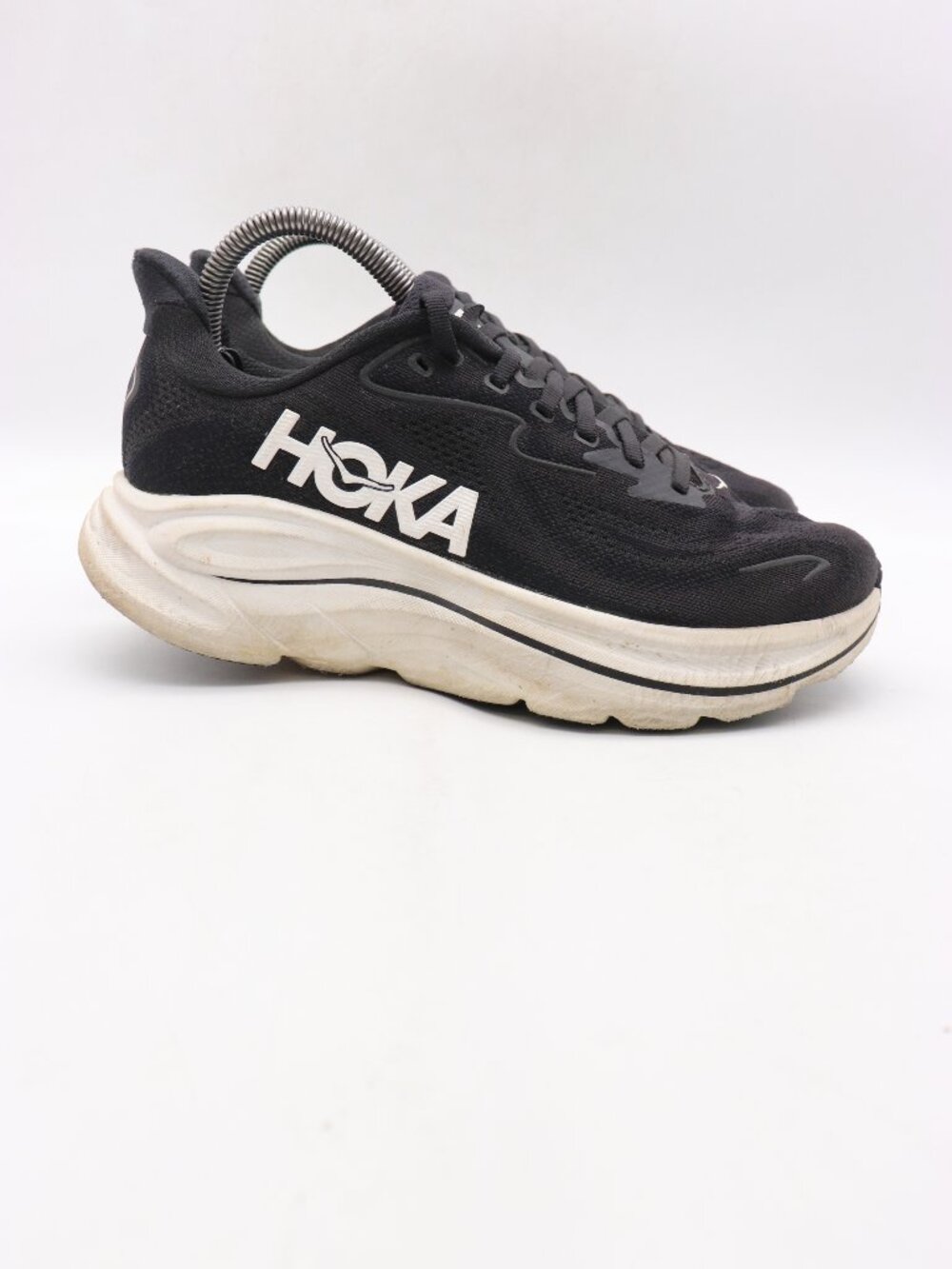 Hoka One One Clifton 10 Athletic Women's 7.5 D Black Athletic Sneakers 1162050